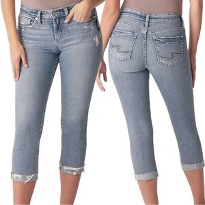 Silver Jeans Suki Capri Size 29 Distressed Cuffed Denim